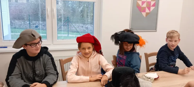 29. 11. 2024 Mladý historik - Móda v historii
