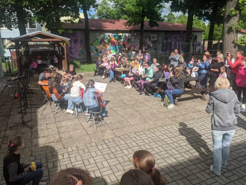29. 5. 2025 Vystoupení kroužků Hra na kytaru a Hra na ukulele