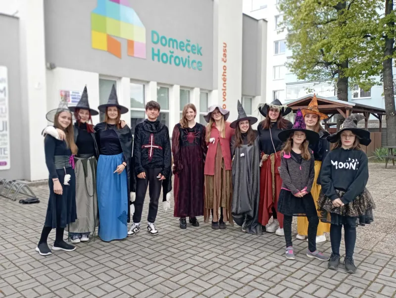 26. 4. 2024 Čarodky na zámku, Hořovice